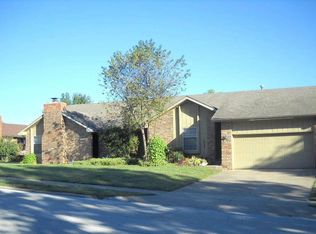 1937 E Lark St, Springfield, MO 65804