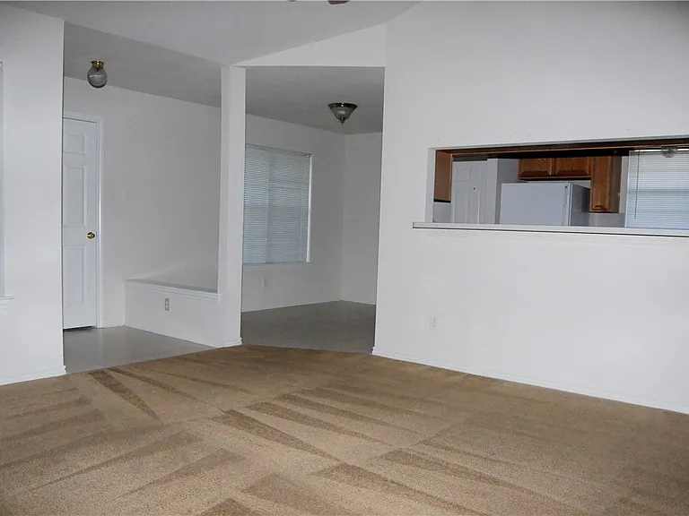 2339 Pronghorn Ln — Photo 2