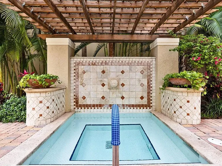 651 Okeechobee Blvd #1204 — Photo 31