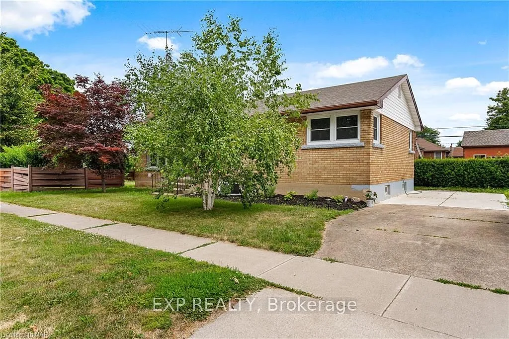 1 bed, $1,400 — Photo 2