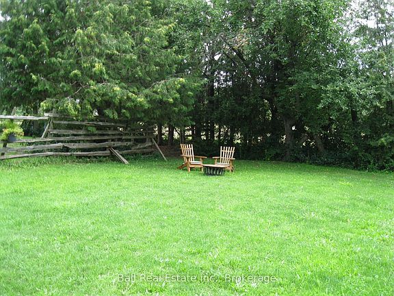 3rd image of 775 Merrill Rd