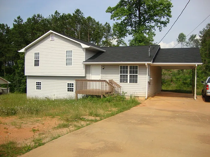 213 Emma Gilley Dr photo 1