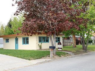 605 S Roosevelt Ave, Lafayette, CO 80026