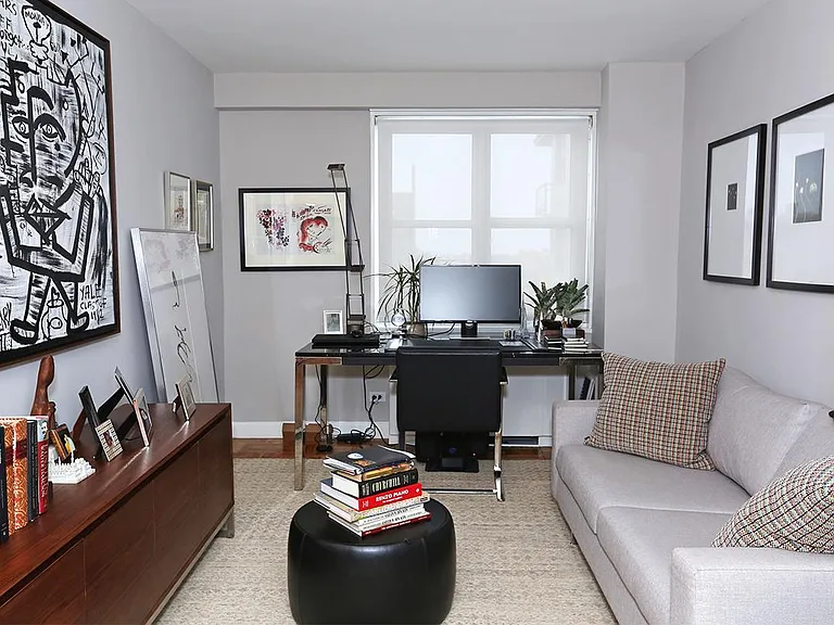 500 E 77th St #2519 — Photo 3