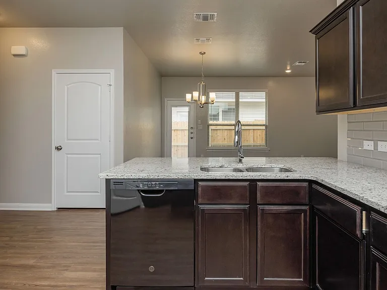 1515 Case Rd — Photo 22