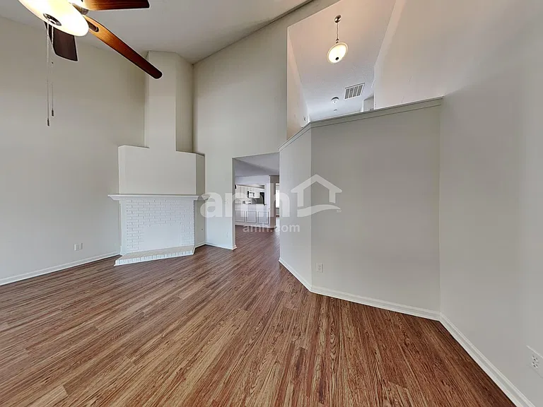 4415 Hounds Run Dr — Photo 7
