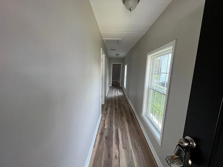 103 Martin Luther King Jr St — Photo 18