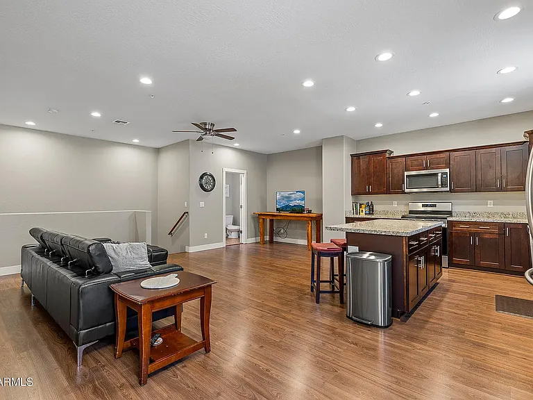 2545 W Cripple Creek Dr — Photo 5