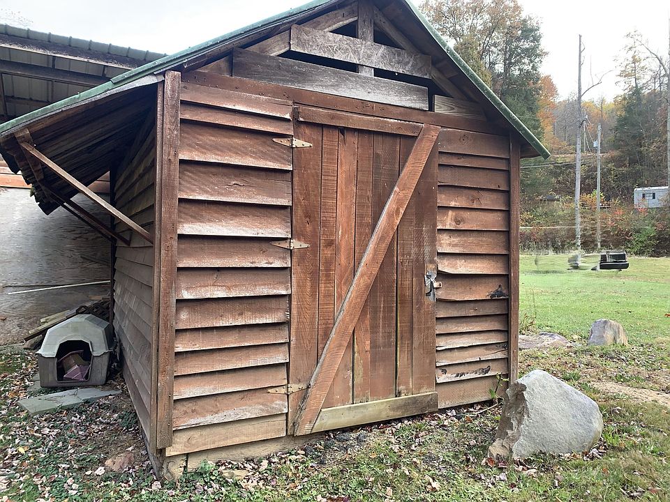 13th image of this home