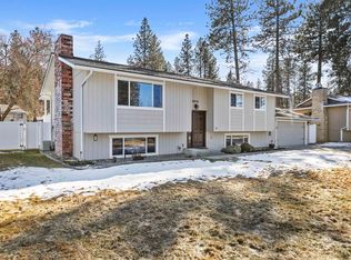 6018 N Cambridge Dr, Spokane, WA 99208