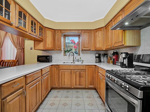 4th image of 4734 S Kildare Ave