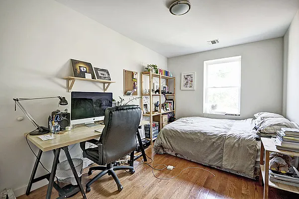 Rented by Level Group | media 19