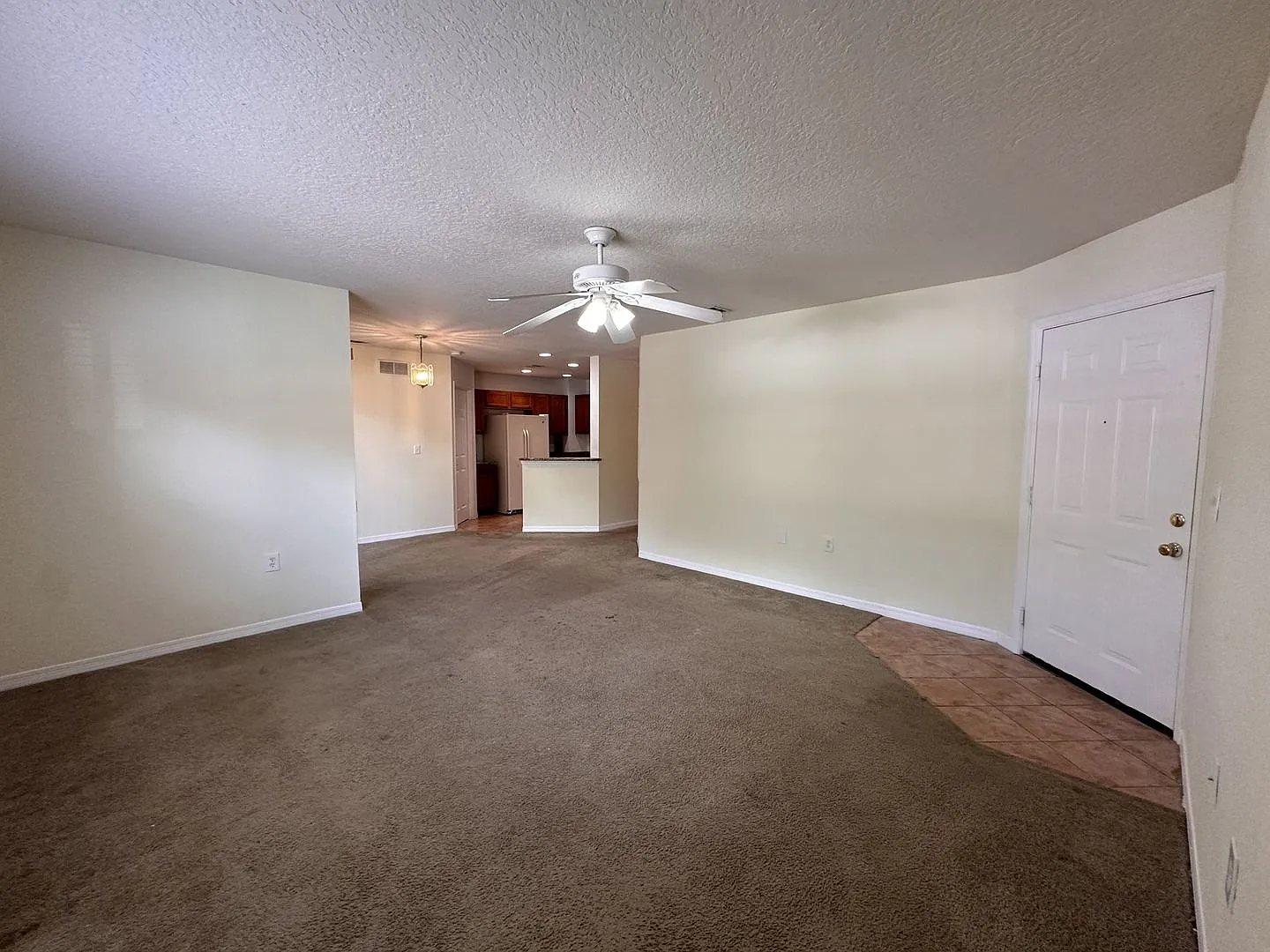 Get to the Pointe! First floor Unit Available — Photo 3