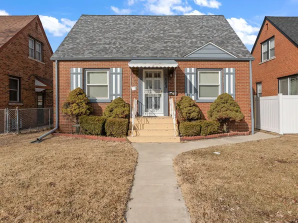 1009 River Dr, Hammond, IN 46324