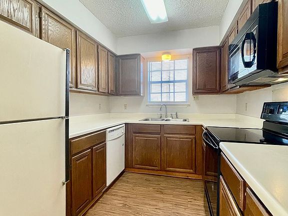 5th image of 104 Mosscliff Cir #12