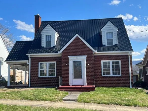 343 E Fudge St, Covington, VA 24426