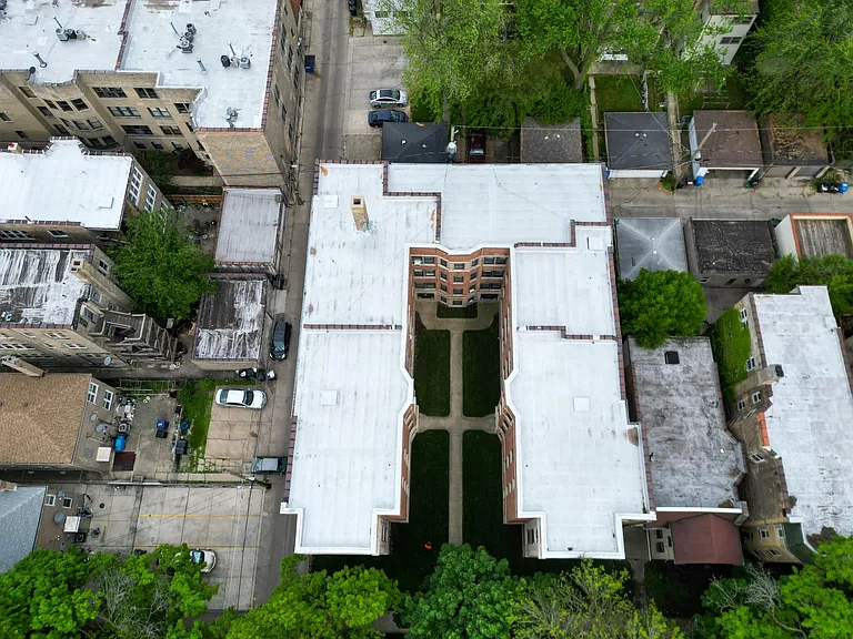 6439 N Hamilton Ave — Photo 32