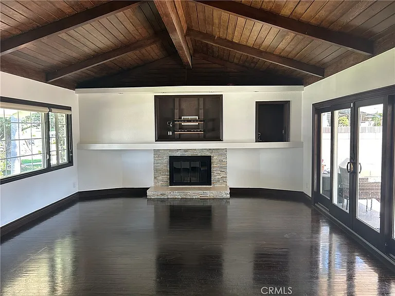5726 Newlin Ave — Photo 6