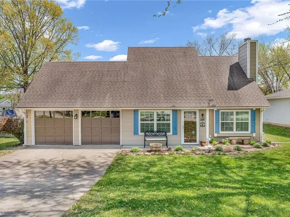 328 Stockade St, Lawrence, KS 66049