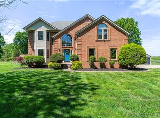 211 Mount Tabor Rd, New Albany, IN 47150
