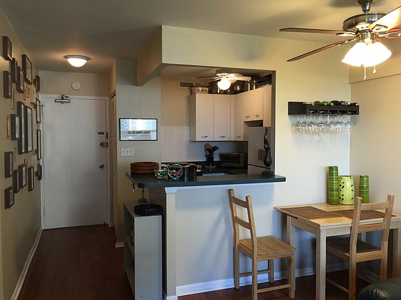 3rd image of 1460 N Sandburg Ter APT 1007A