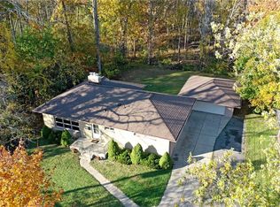 353 Saint Joseph Dr, North Tonawanda, NY 14120