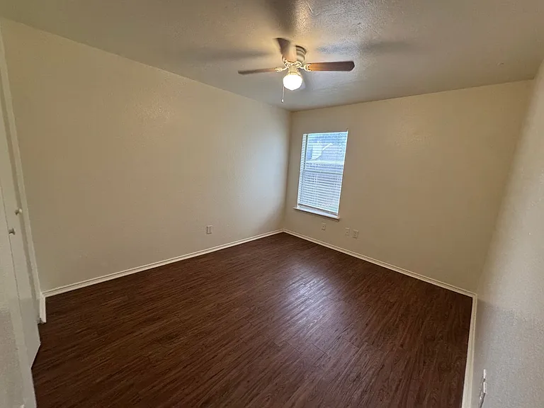 4024 Periwinkle Dr — Photo 23