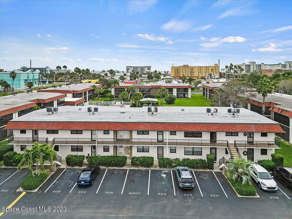 1st image of 200 Saint Lucie Ln APT 303