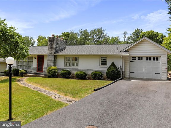 4th image of 78 Little Run Dr