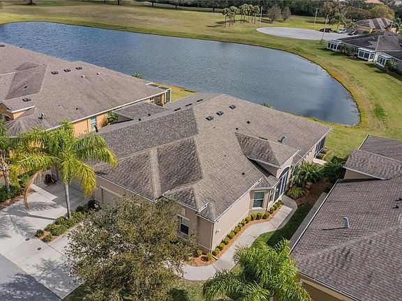 3rd image of 2211 Vista Greens Dr
