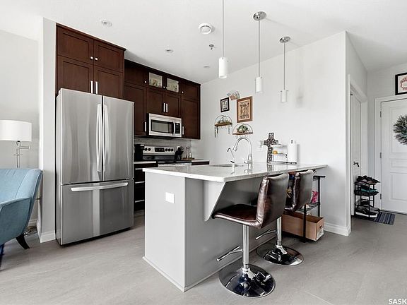 5th image of UNIT 206-1715 Badham BOULEVARD