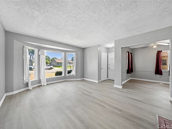 5th image of 401 S Cherrywood St