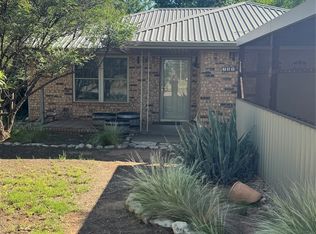701 Avenue G SW, Childress, TX 79201