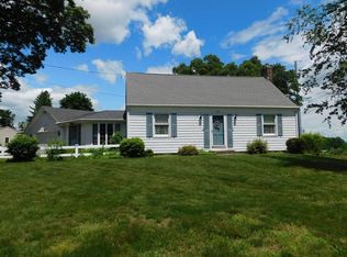 538 Amostown Rd, West Springfield, MA 01089