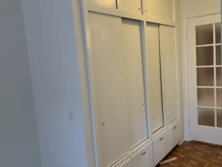 221 The Alameda — Photo 19