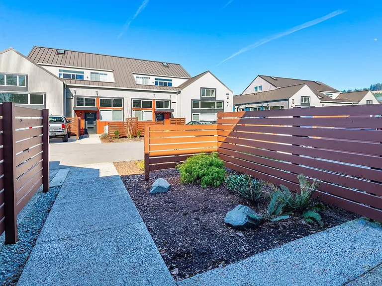 Washington Court Residential — Photo 34