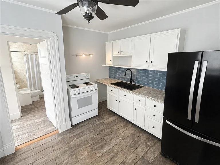 50 Dartmouth St #2 — Photo 7