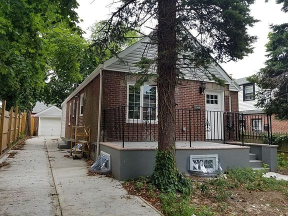 3rd image of 8813 209th St