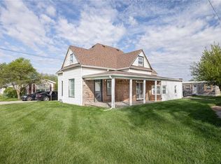 201 W 7th St, Mound City, MO 64470