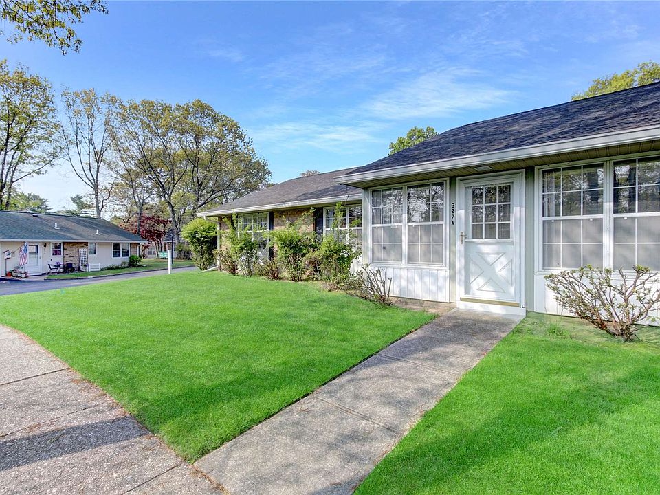 327 Woodbridge Drive UNIT A, Ridge, NY 11961 Zillow