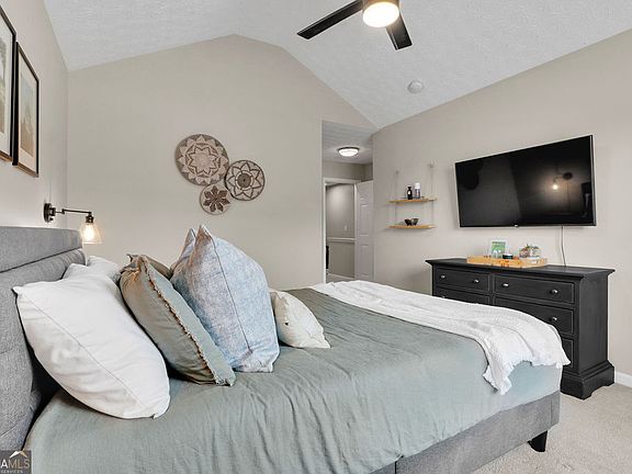 4th image of 6608 Splashwater Dr