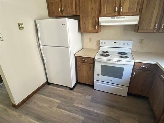 4th image of 302 Boston Post Rd #7