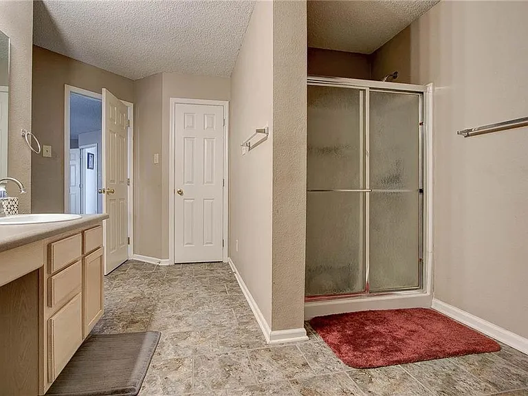 10306 Hatherley Way — Photo 15