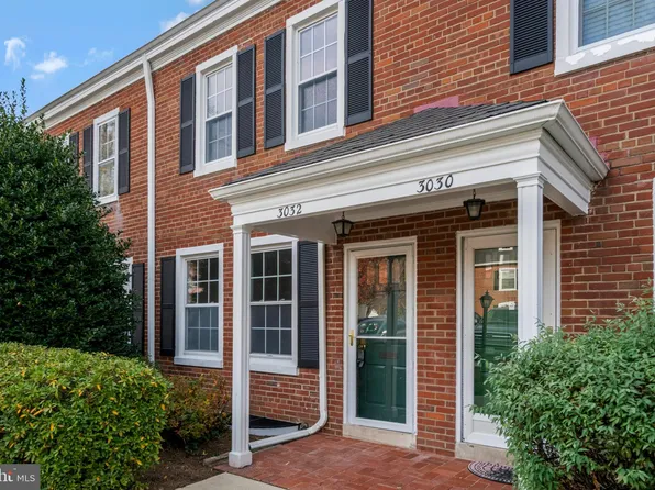 3032 S Abingdon St, Arlington, VA 22206