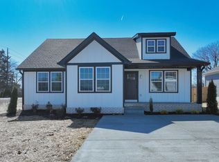 87 Plumlee Dr, Hendersonville, TN 37075