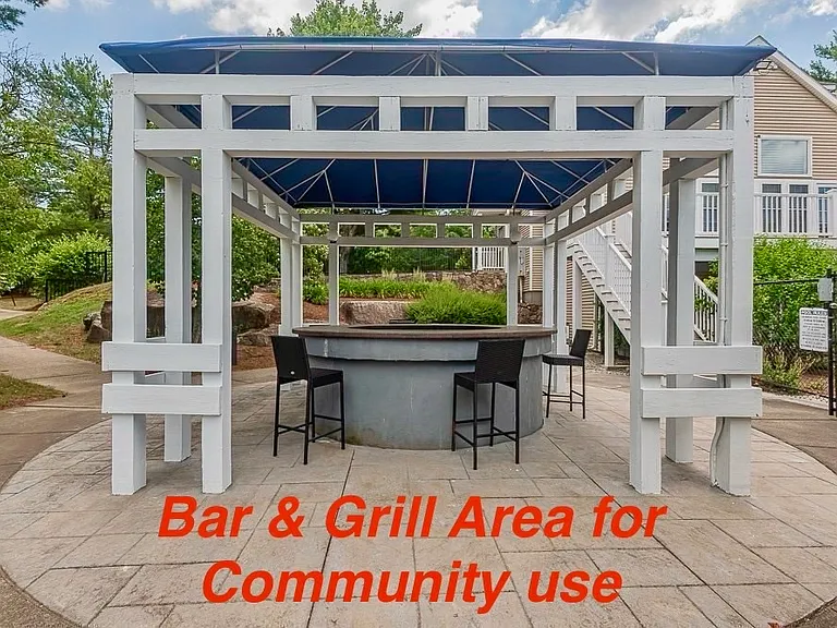 11 Devon Commons Ln — Photo 48
