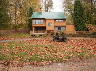 1065 E Little Bear Rd, Connersville, IN 47331