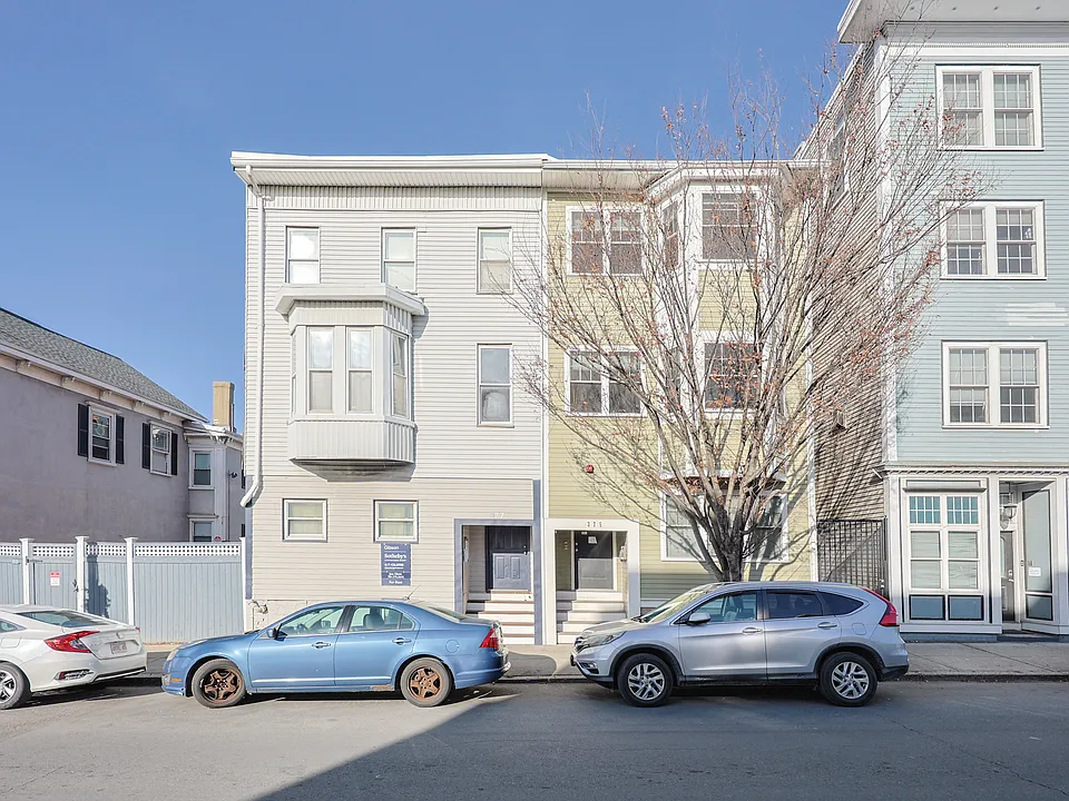 375 Dorchester St #1