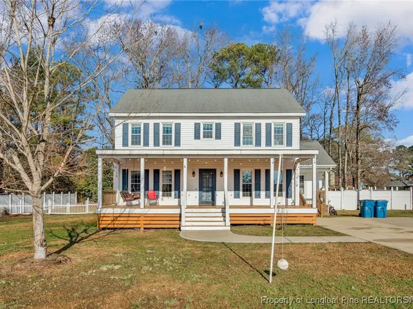 130 Red Robin Dr, Dunn, NC 28334