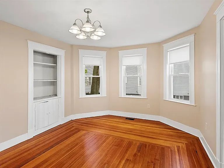 115 Sagamore Ave #1 — Photo 14